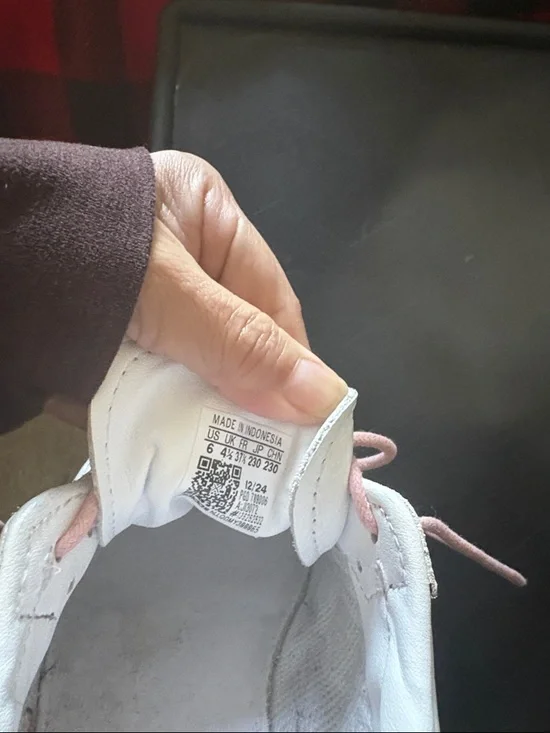 adidas Samba Platform Sneakers — White, Pink, Brown Accents - Picture 5 of 5